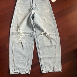 BDG High Rise Extreme Baggy Jeans (Fitted Waist)